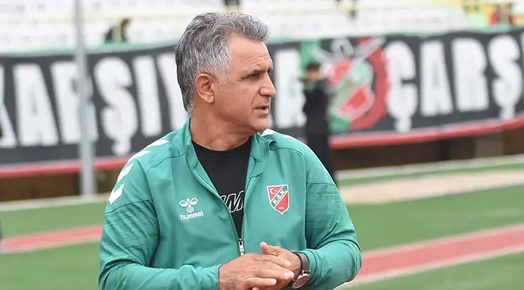 Karşıyaka’da Basatemür’den umut mesajı: Buradan çıkacağız