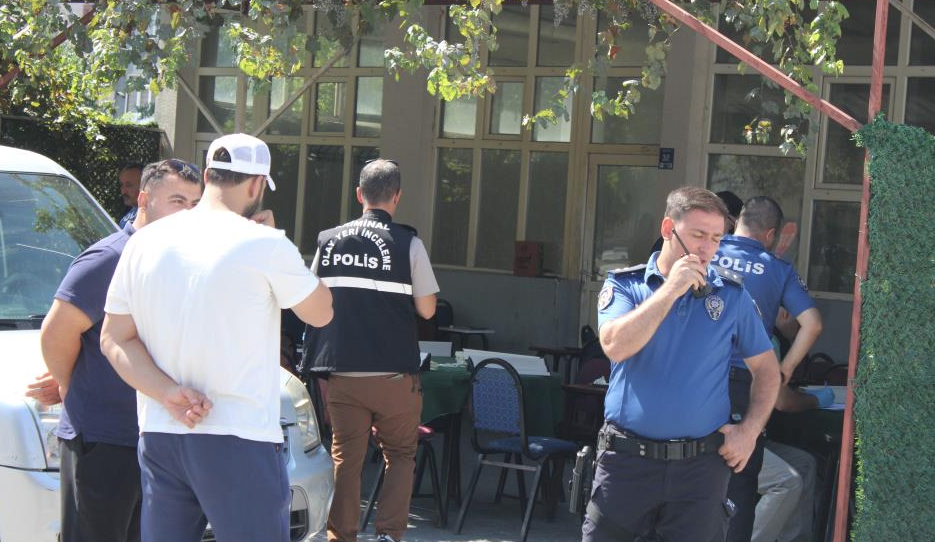 Kayseri’de kıraathane çalışanı husumetlisini tüfekle ağır yaraladı