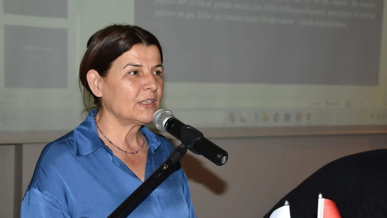Foça’nın başkanı AK Parti’ye geçiyor