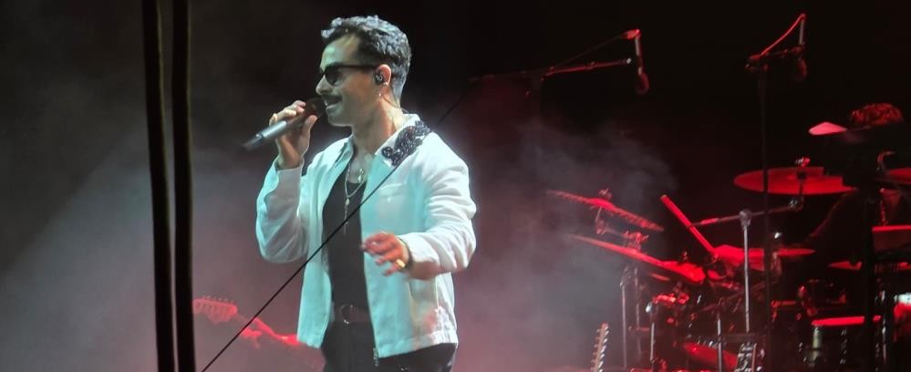 Gökhan Türkmen konserinde 9 evlilik teklifi