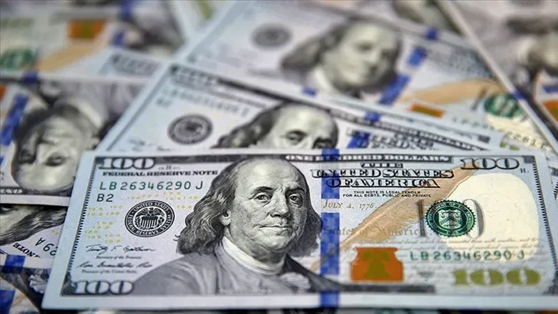 Dolar ve euro güne yükselişle başladı