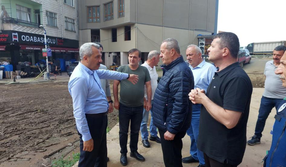 Rize Pazar’da sağanak sonrası hasar tespit çalışmaları sürüyor